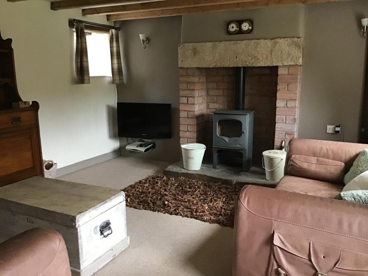 Lee House Farm Holiday Cottage With Possible Use Of Hot Tub Ninety Pounds A Session Waterfall ภายนอก รูปภาพ