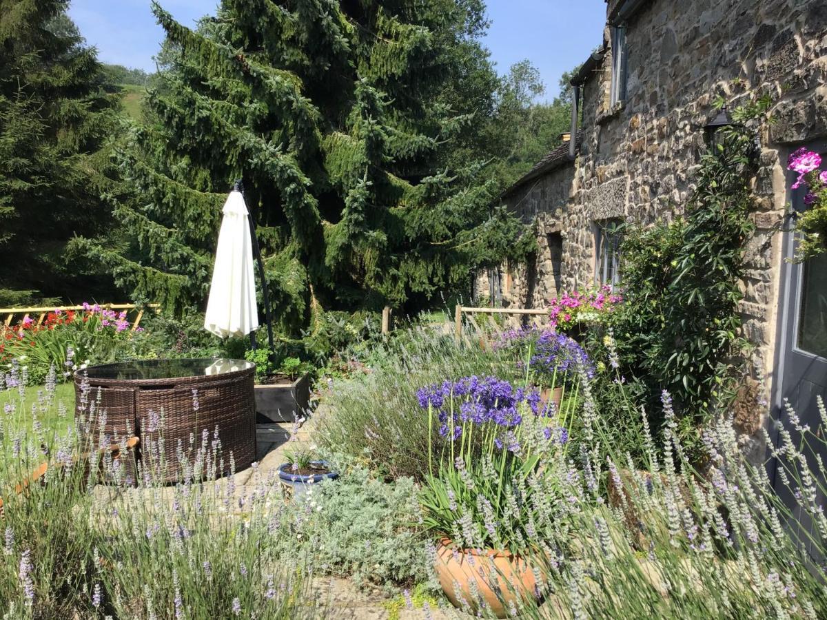 Lee House Farm Holiday Cottage With Possible Use Of Hot Tub Ninety Pounds A Session Waterfall ภายนอก รูปภาพ